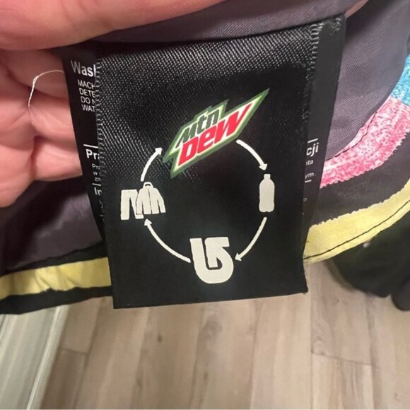 BURTON Striped Multicolor Snowboard Ski Jacket -Lots of Features! Sz Small - Picture 15 of 16